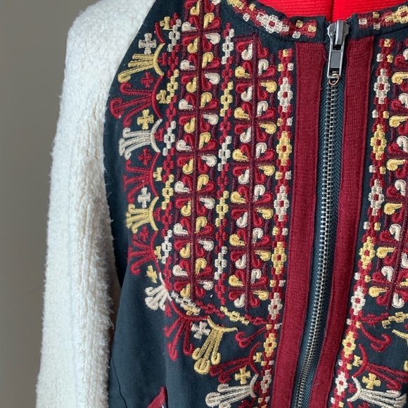 Gorgeous Free People embroidered / knitted jacket boho style - Picture 6 of 9